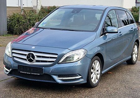 Mercedes-Benz B 180 B-Klasse BlueEFFICIENCY Edition 1