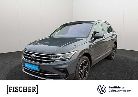 VW Tiguan Volkswagen 2.0TDI 4Motion DSG Elegance Matrix AHK Navi HUD 36