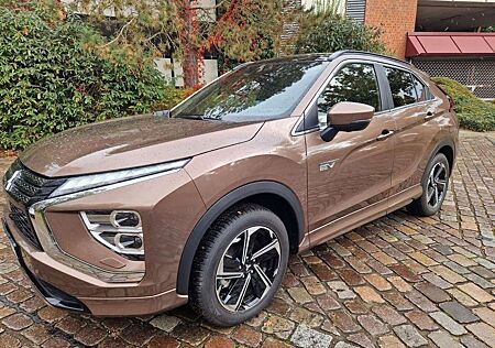 Mitsubishi Eclipse Cross Plug-In Hybrid 4WD Top