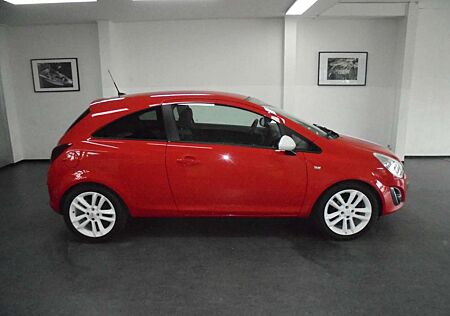 Opel Corsa 1.4 Color Edition PDC Navi Klima