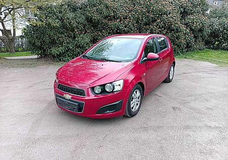 Chevrolet Aveo 1.4 LT+