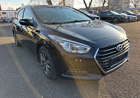 Hyundai i40 blue Premium
