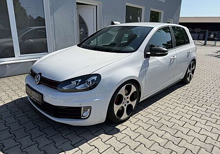 VW Golf GTI Volkswagen 2.0 TSI DSG SHZ PDC BIX BT BC EU5 2.HD