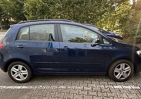 VW Golf Plus Volkswagen 1.6i 16V Sport