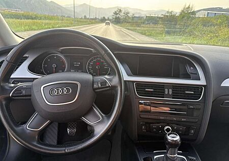Audi A4 Avant 2.0 TDI ultra DPF Attraction