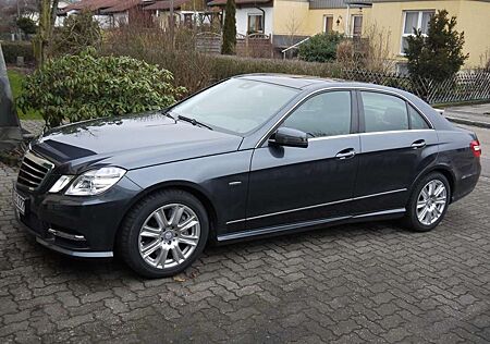 Mercedes-Benz E 350 CDI DPF 4Matic BlueEFFICIENCY 7G-TRONIC