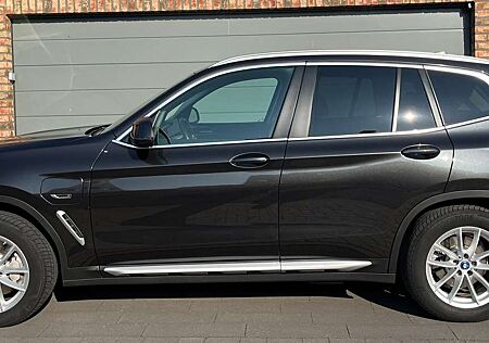 BMW X3 Plug-In-Hybrid xDrive30e Aut.