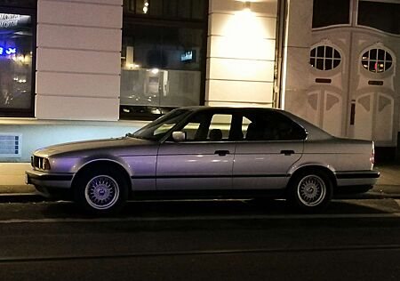 BMW 525i 525 24V