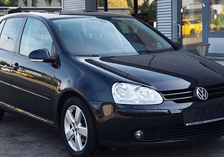VW Golf Volkswagen V Lim. United *TÜV NEU*1.HD*7GANG AUTOMAT*