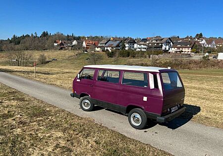 VW T5 Kombi Volkswagen T3 Kombi 1.6 DIESEL 8SITZER 50PS EIN TOLLES AUTO