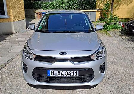 Kia Rio 1.4 Dream-Team Edition