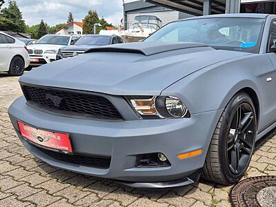 Ford Mustang 4.0 V6 Coupe Matt lackiert  Sportfahrwerk 18"
