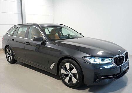 BMW 520 d Touring xDrive *KAMERA*HUD*HIFI*KEYLESS*