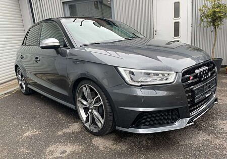 Audi S1 Sportback 2.0 TFSI quattro Navi Xenon PDC 18"
