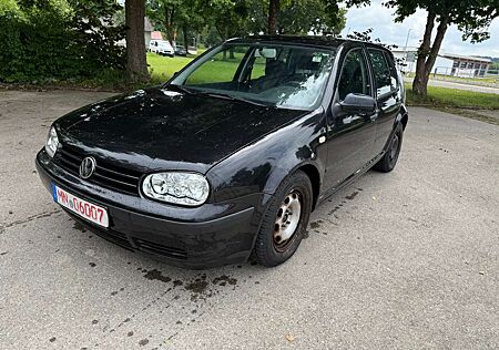 VW Golf Volkswagen