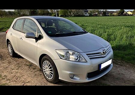 Toyota Auris 1.6 Travel