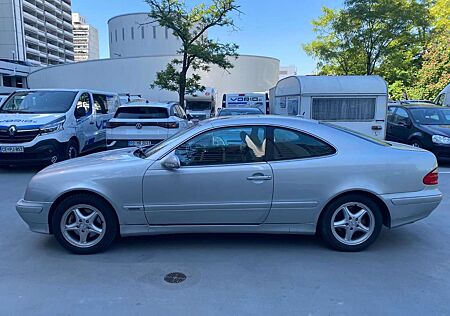 Mercedes-Benz CLK 320 ELEGANCE Vollaustatung Automatik