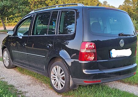 VW Touran Volkswagen Diesel 2.0 TDI DPF DSG Highline