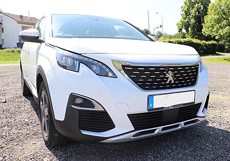 Peugeot 5008 THP 165 EAT6 Allure