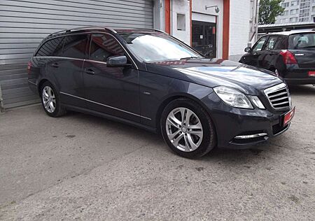 Mercedes-Benz E 250 CGI BlueEfficiency 7 Sitzer, Autom, Leder
