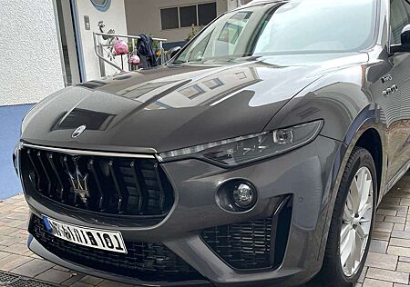 Maserati Levante Modena S
