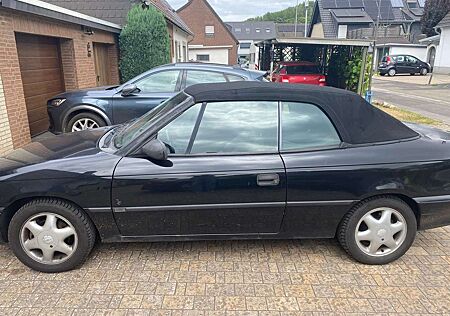 Opel Astra Cabrio 1.8i