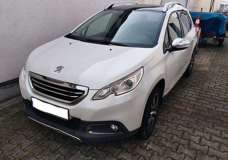 Peugeot 2008 1,2 Allure-1 Hand-JBL/Pano/Alu