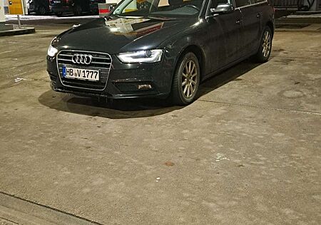 Audi A4 2.0 TDI DPF multitronic Ambiente