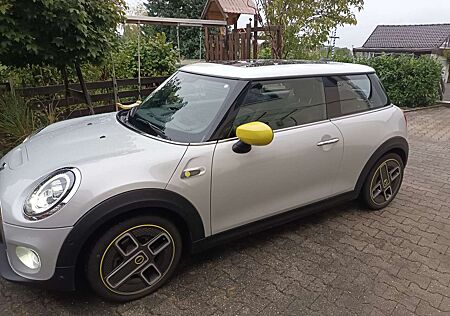 Mini Cooper SE Trim XL