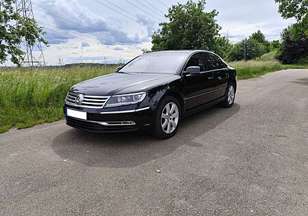 VW Phaeton Volkswagen 3.0 V6 TDI DPF 4MOTION Automatik (5 Sitzer