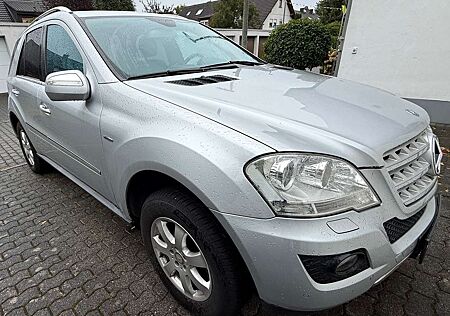 Mercedes-Benz ML 300 CDI 4Matic 7G-TRONIC DPF