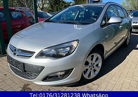 Opel Astra J 1.4 Sports Tourer Active !! 83TKM !!