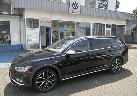 VW Passat Alltrack Volkswagen 4M. 2,0 TDI 7 GANG DSG AHK,DCC