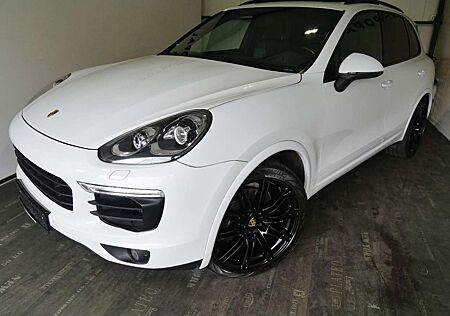 Porsche Cayenne Diesel Aut. SPORT Panorama - PDC (21)