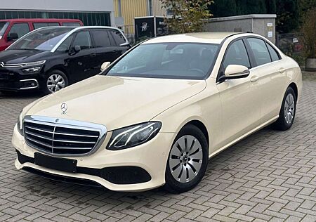 Mercedes-Benz E 200 d *Aut*Garanti*Scheckheft*Navi*PDC*Kam*§25