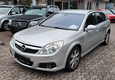 Opel Signum Cosmo 1.9 CDTI / Automatik /