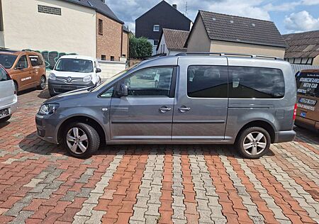 VW Caddy Volkswagen Maxi Comfortline Rollstuhl Einrichtung