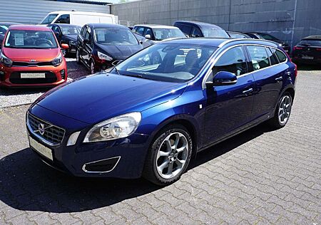 Volvo V60 Kombi 1.6 Ocean Race°Navi°Leder°PDC°Sitzhz°