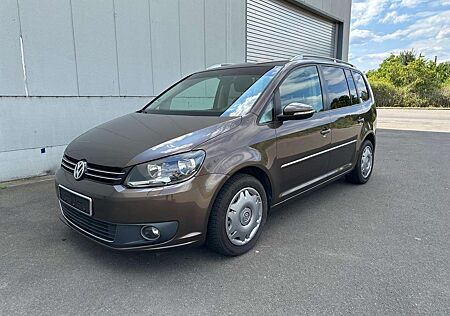 VW Touran Volkswagen 1.4 tsi Highline DSG