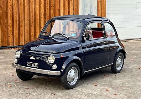 Fiat 500 Berlina, Oldtimer mit Faltdach