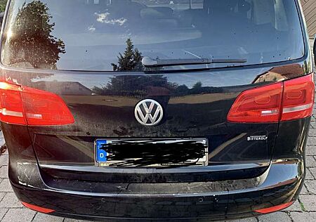 VW Touran Volkswagen 2.0 TDI DPF DSG Comfortline