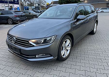 VW Passat Variant Volkswagen Comfortline BMT Business*Massage*ACC*Top gepflegt!