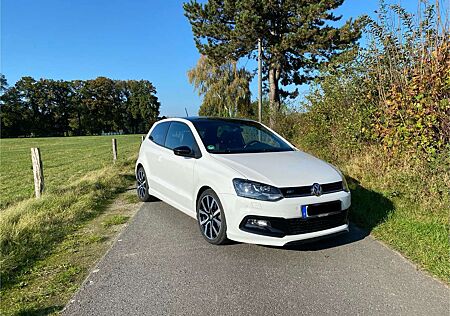 VW Polo Volkswagen 1.2 TSI (Blue Motion Technology) Highline