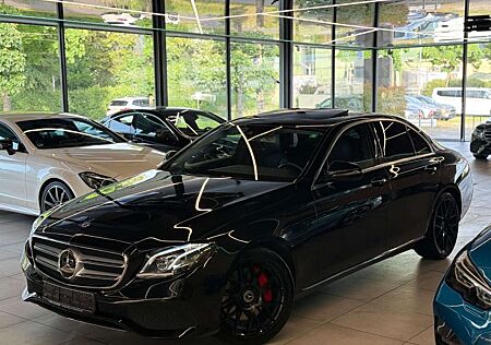Mercedes-Benz E 350 *2.HAND*WIDE*MBEAM*S-DACH*RFK*SPUR*ALLBLACK