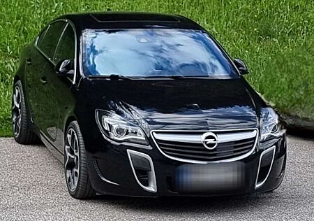Opel Insignia OPC automatik