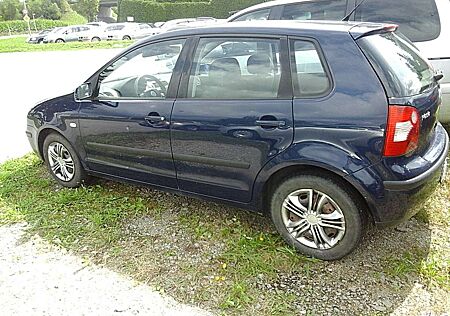 VW Polo Volkswagen 9N - 1.2i/ 1. HAND /5 tg /met+Klima+el.FH+ZV+Sv+CD