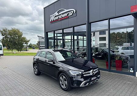 Mercedes-Benz GLC 220 4Matic-Navi-AHK-LED
