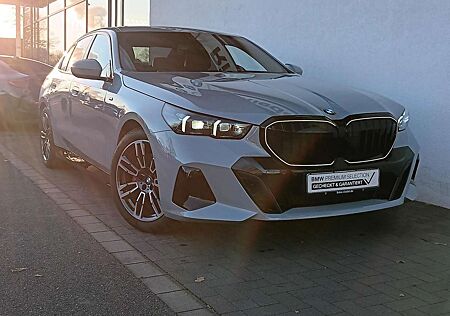 BMW 520 d M Sportpaket*Komfortsitze*AHK*DA+*adapLED*