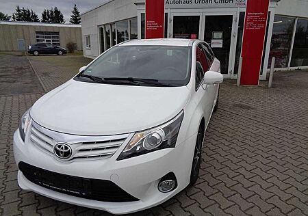 Toyota Avensis Combi 1.8 Life