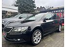 Skoda Superb Combi Exclusive 4X4 *AHK*NAVI*XENON*SHZ